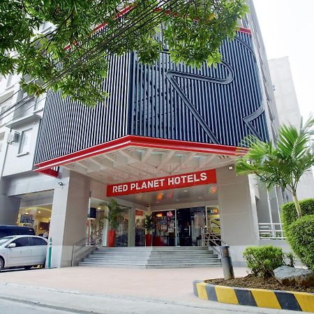 מלון סן פדרו מקאטי Red Planet Makati Avenue Manila מראה חיצוני תמונה