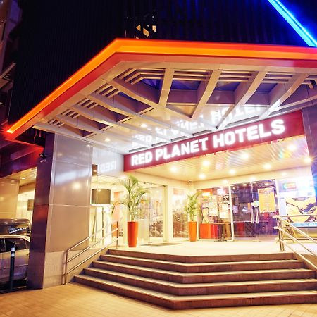 מלון סן פדרו מקאטי Red Planet Makati Avenue Manila מראה חיצוני תמונה